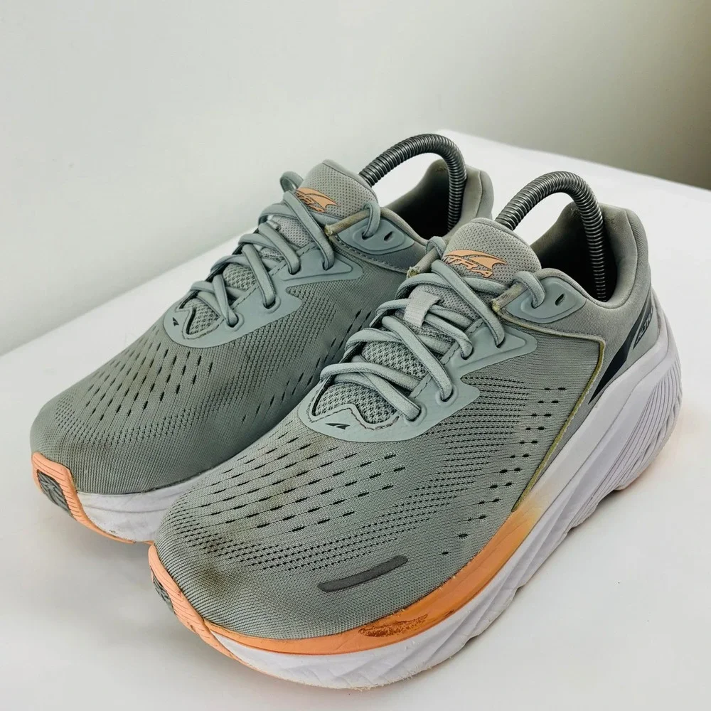 Altra Via Olympus 2 Womens Running Shoes Green Peach AL0A85P8332 Size 8.5